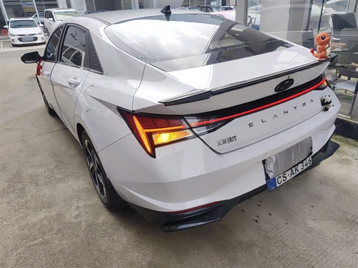 Фото 5 - Hyundai Elantra N line