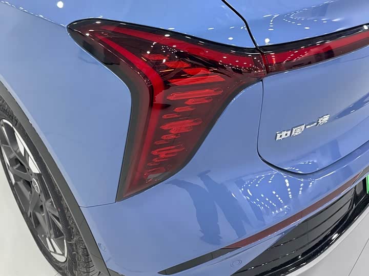 Фото 6 - Hongqi EHS5 (Tiangong 06)