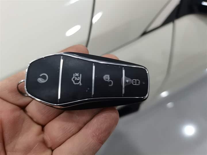 Фото 9 - BYD Seal 06 Hybrid/EV