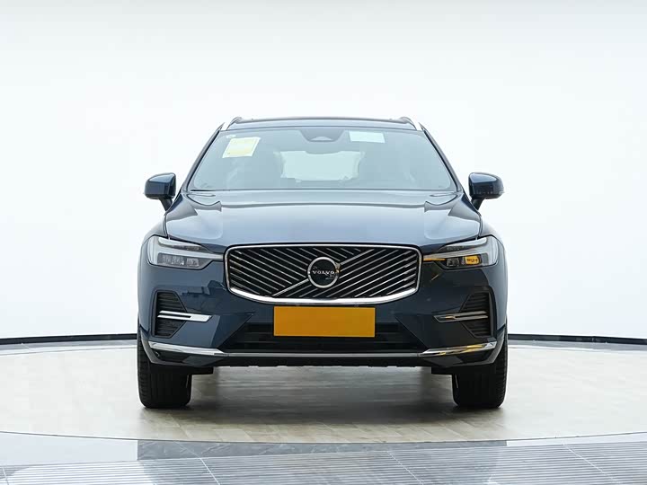 Фото 2 - Volvo XC60