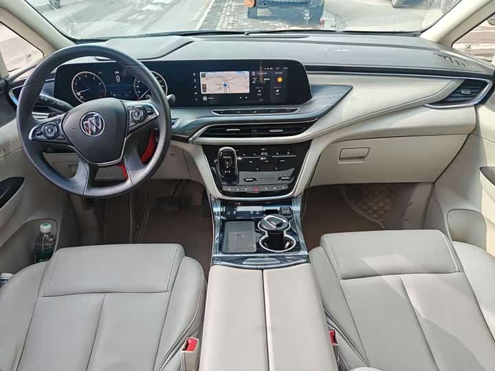 Фото 6 - Buick GL8 ES