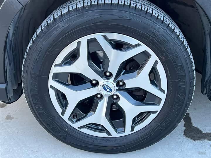 Фото 2 - Subaru Forester