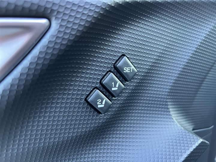 Фото 4 - Subaru Forester