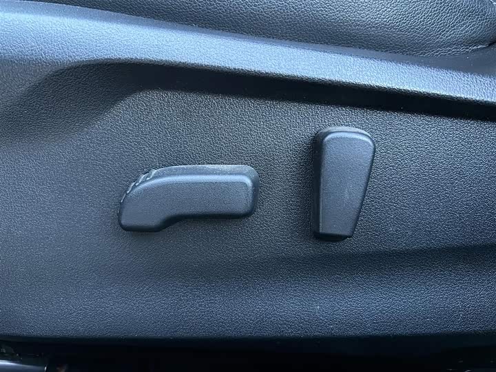 Фото 6 - Subaru Forester