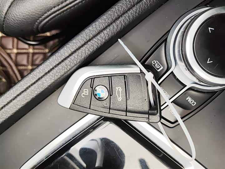 Фото 9 - BMW 1 Series