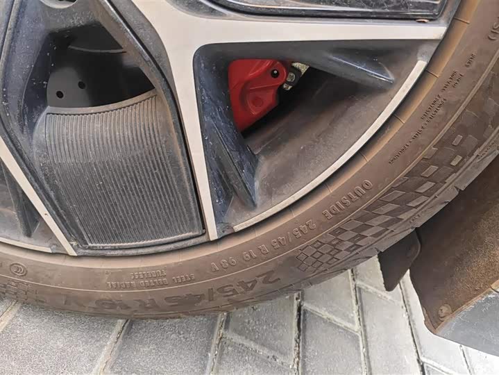 Фото 6 - BYD Han