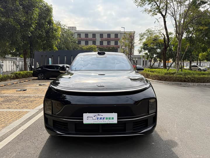 Фото 2 - LiXiang L8