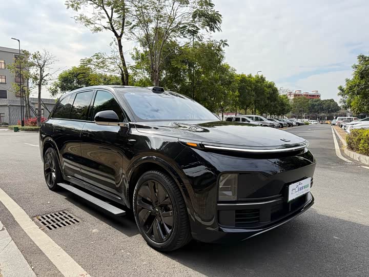 Фото 3 - LiXiang L8