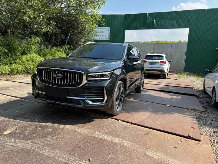 Фото 2 - Geely Monjaro