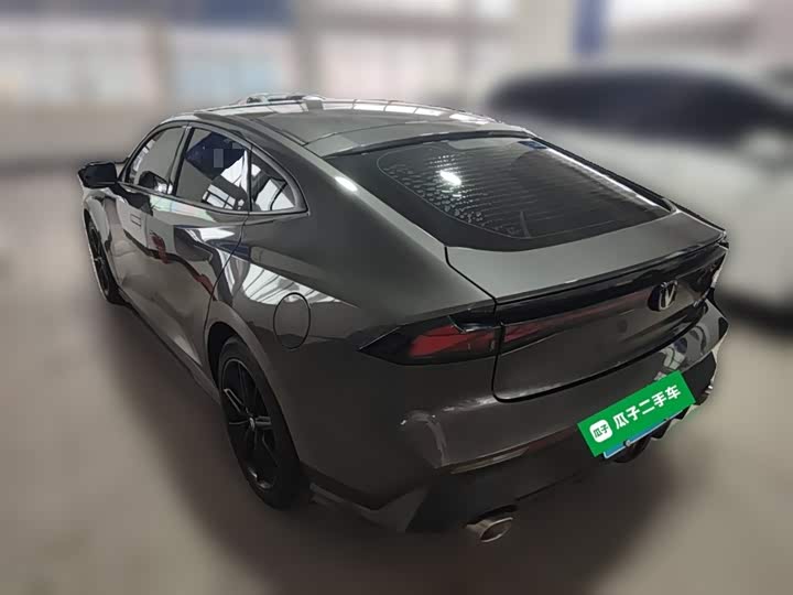 Фото 9 - Changan UNI-V