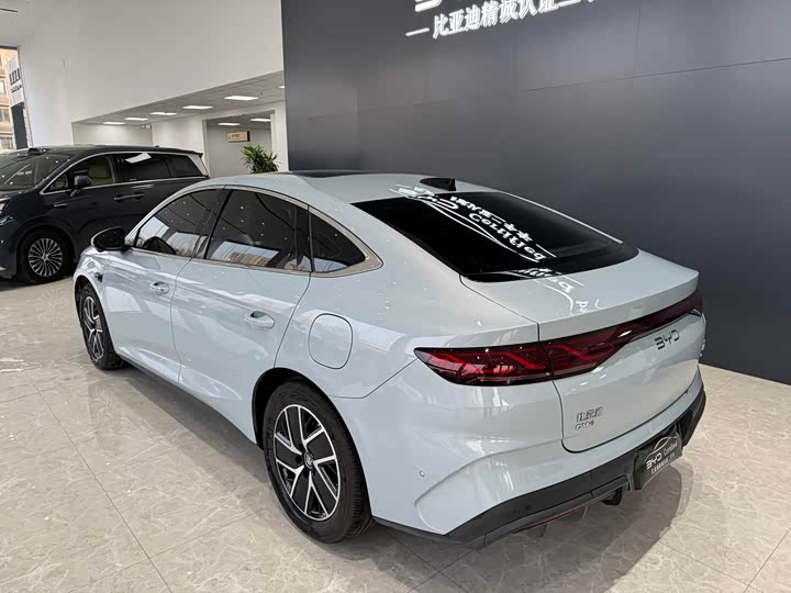 Фото 7 - BYD Qin L