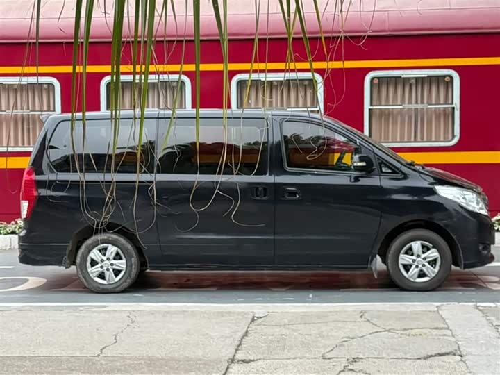 Фото 5 - Dongfeng Forthing Lingzhi Plus