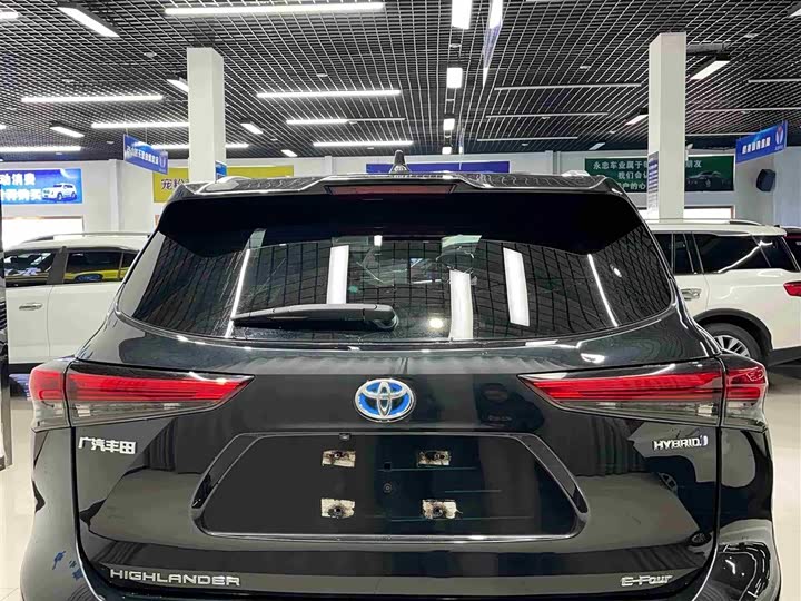 Фото 5 - Toyota Highlander