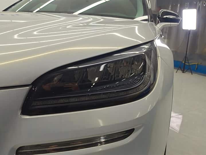 Фото 5 - Lincoln Corsair