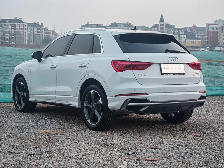 Фото 5 - Audi Q3