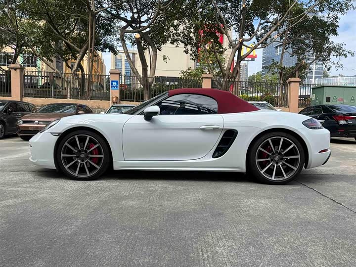 Фото 6 - Porsche 718