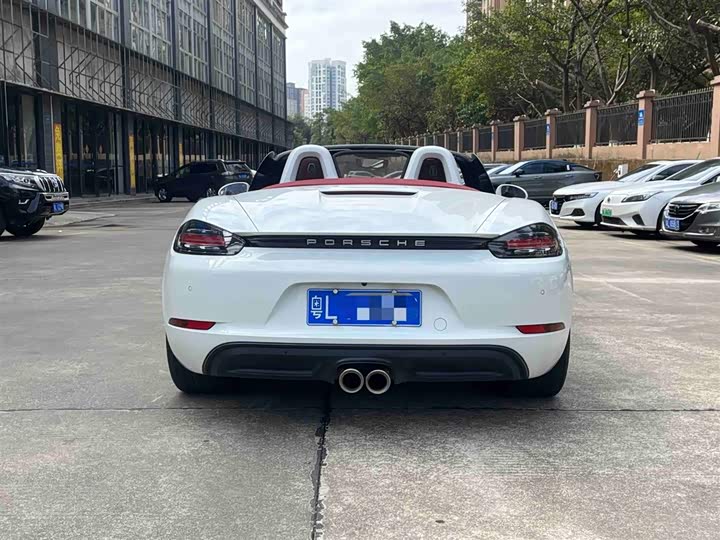 Фото 8 - Porsche 718