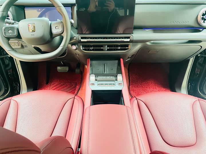 Фото 8 - Tank 300 Hybrid