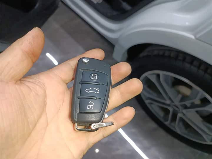 Фото 9 - Audi Q3