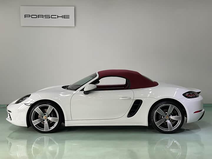 Фото 4 - Porsche 718