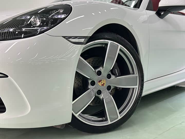 Фото 8 - Porsche 718