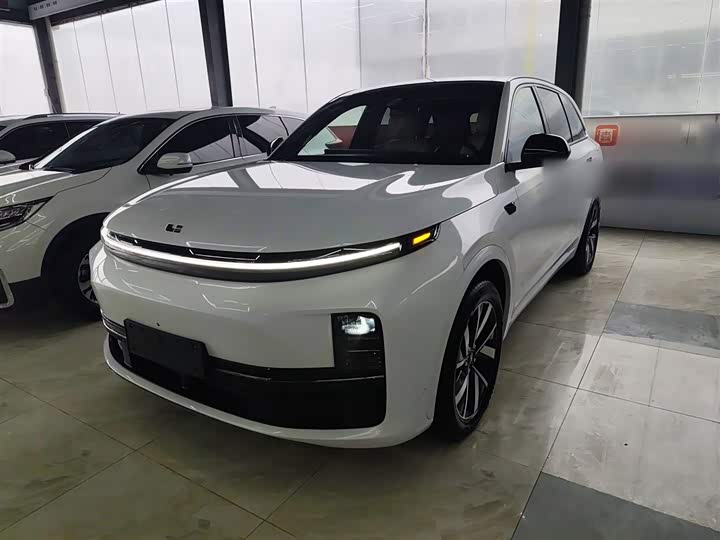 Фото 2 - LiXiang L7