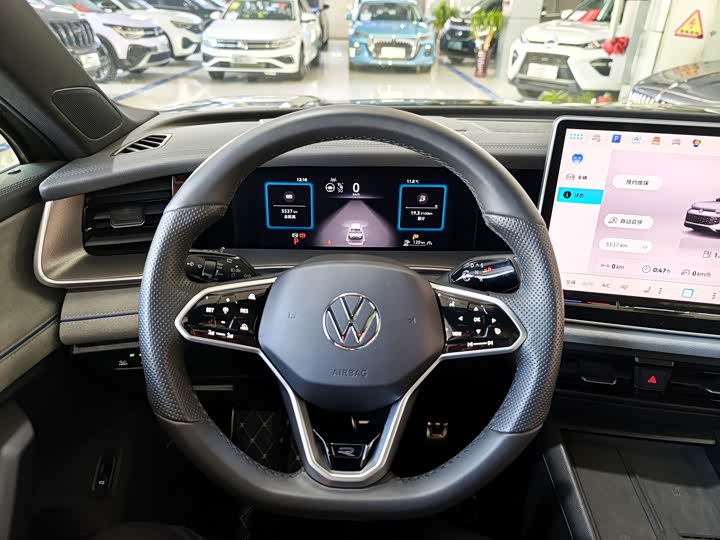 Фото 8 - Volkswagen Tayron