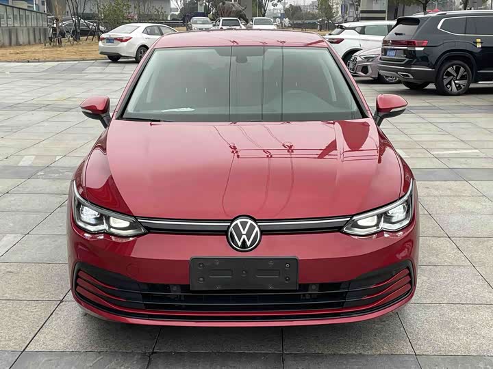 Фото 2 - Volkswagen Golf
