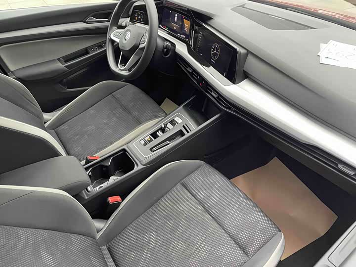 Фото 6 - Volkswagen Golf