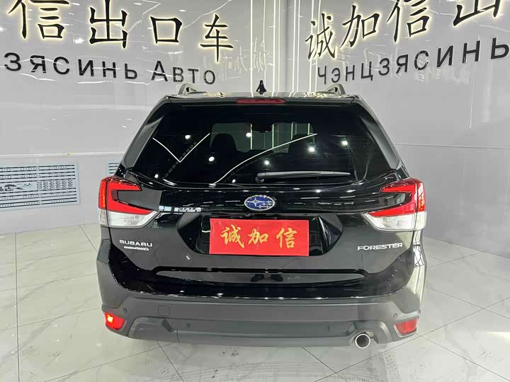 Фото 2 - Subaru Forester