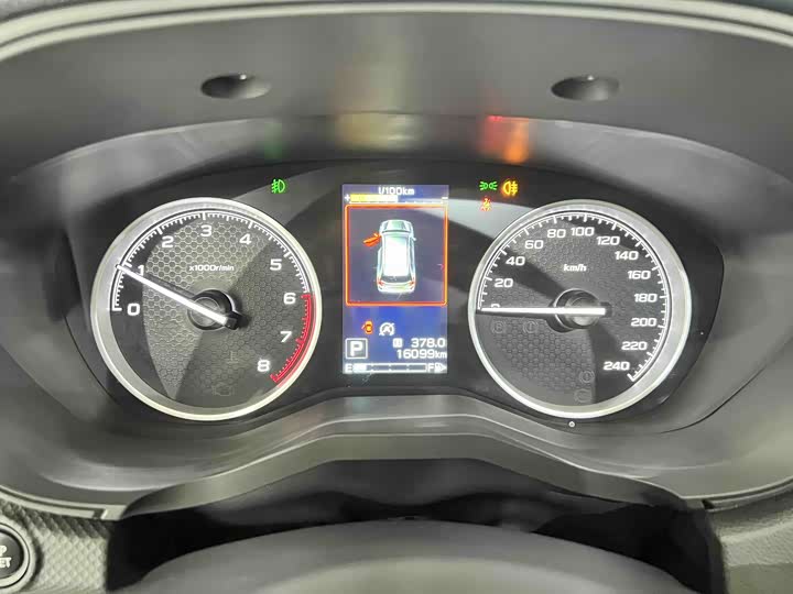 Фото 9 - Subaru Forester