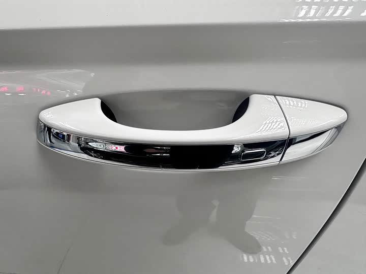 Фото 4 - Volkswagen Tharu