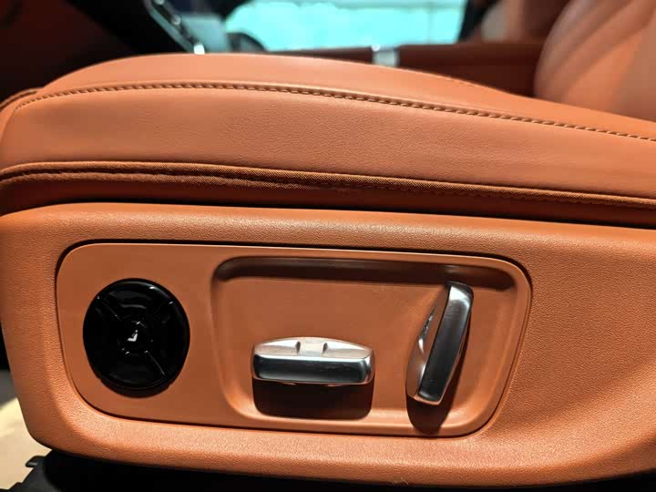 Фото 9 - LiXiang L6