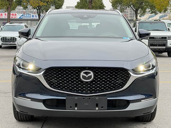 Фото 3 - Mazda CX-30