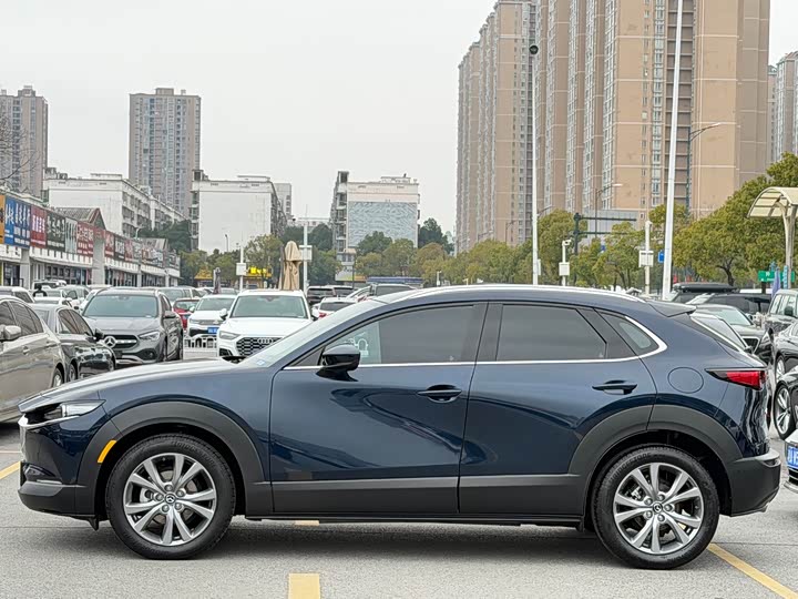 Фото 5 - Mazda CX-30