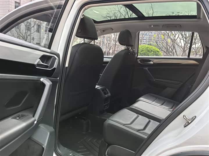 Фото 4 - Volkswagen Tayron