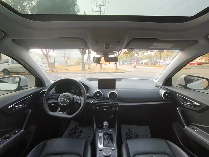 Фото 5 - Audi Q2L