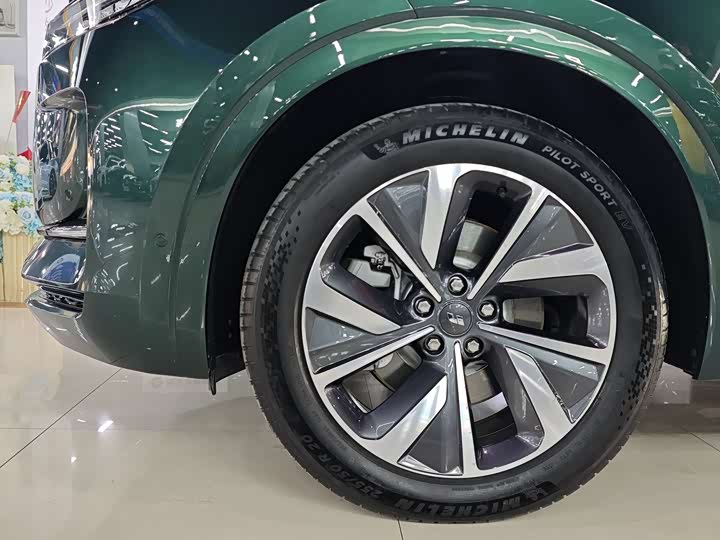 Фото 7 - LiXiang One