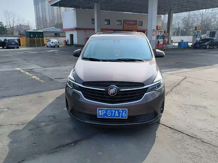 Фото 2 - Buick GL8 ES