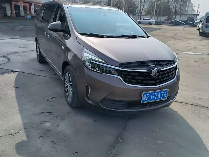 Фото 9 - Buick GL8 ES