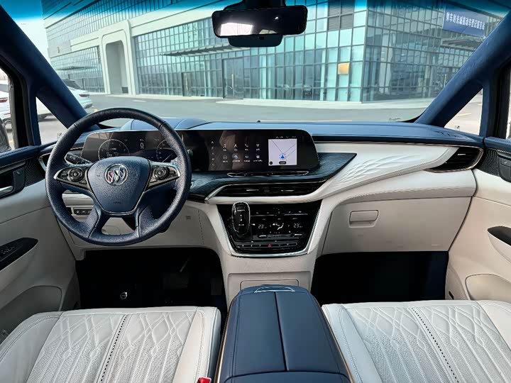 Фото 7 - Buick GL8 ES