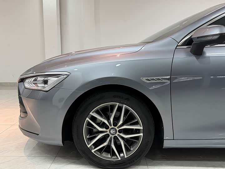 Фото 6 - BYD Qin Plus