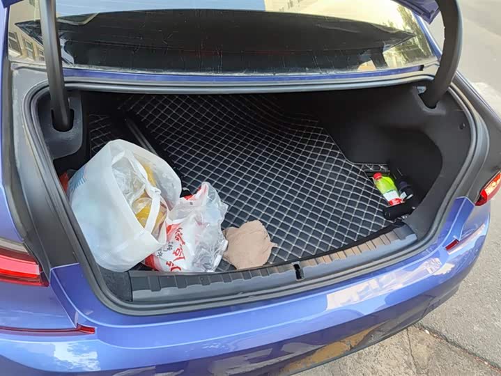 Фото 4 - BMW 3 Series