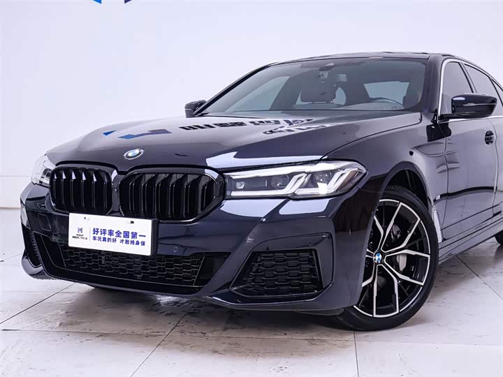 Фото 3 - BMW 5 Series