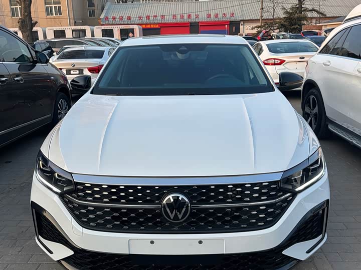 Фото 2 - Volkswagen Lavida