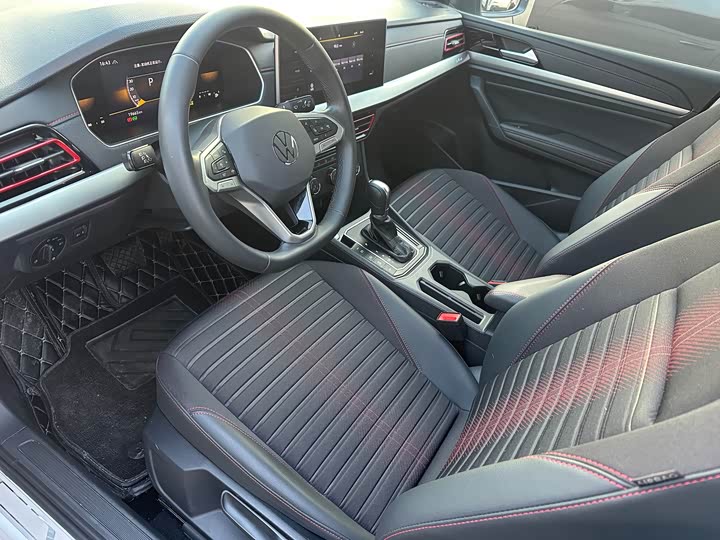 Фото 4 - Volkswagen Lavida