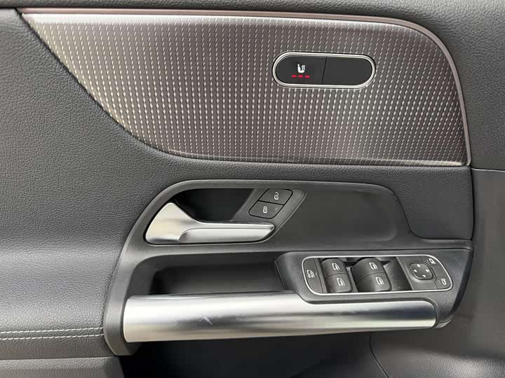 Фото 9 - Mercedes-Benz B-Class