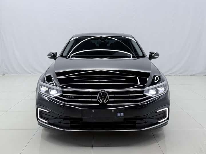 Фото 2 - Volkswagen Magotan GTE Hybrid