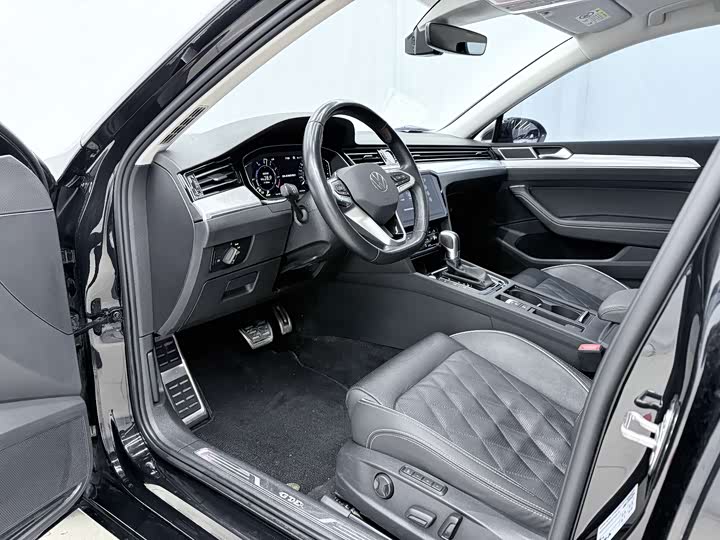 Фото 4 - Volkswagen Magotan GTE Hybrid