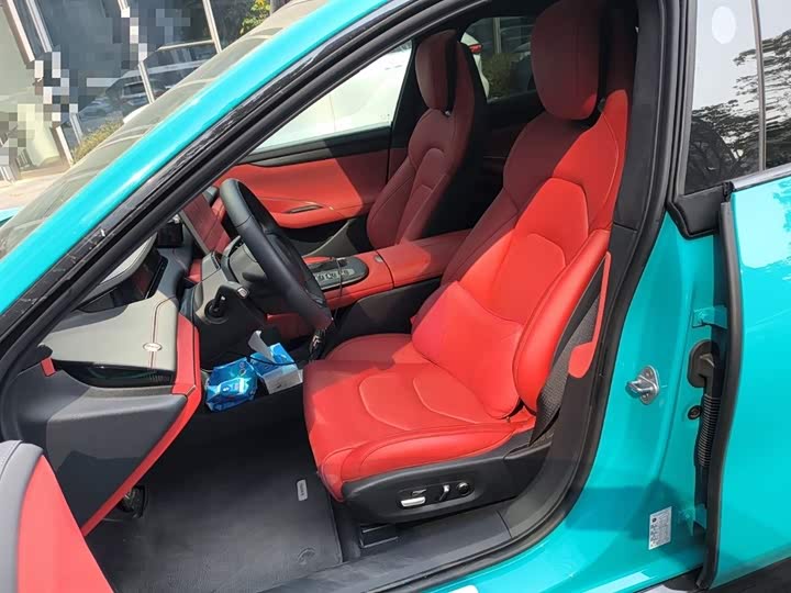 Фото 8 - Xiaomi SU7